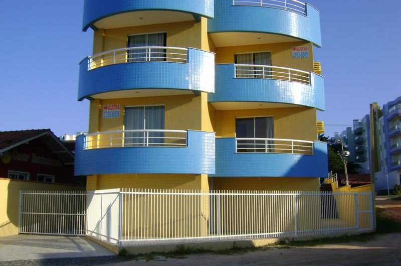 Apartamento frente mar em Bombas- Residencial Estrela do Mar