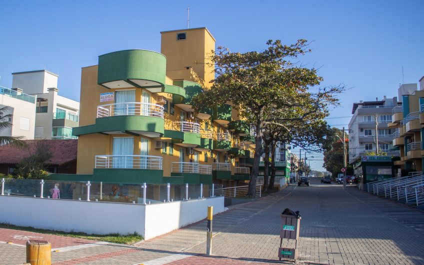 Cobertura de frente para o mar no centro de Bombas – Residencial Ana Júlia, 106